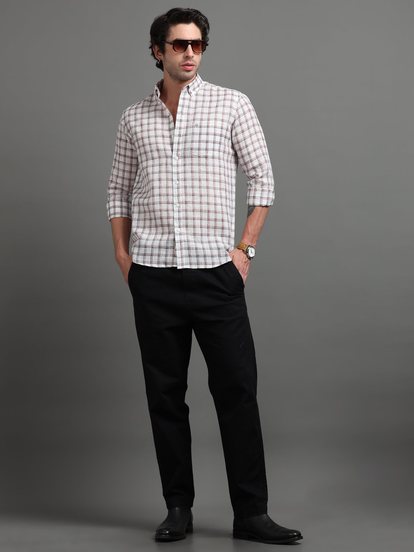 Maroon Crest Check